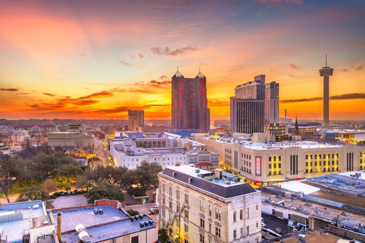 Top 6 Reasons To Invest In San Antonio